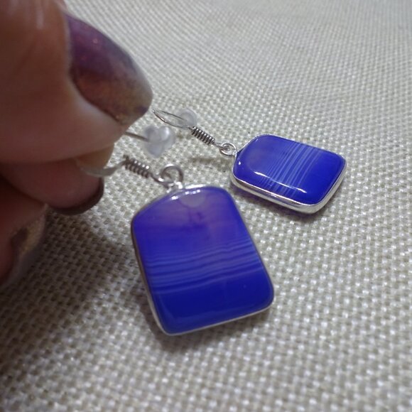 Beautiful PURPLE BOTSWANA AGATE Handmade Sterling 925 Dangle Earrings #213C - Picture 2 of 3